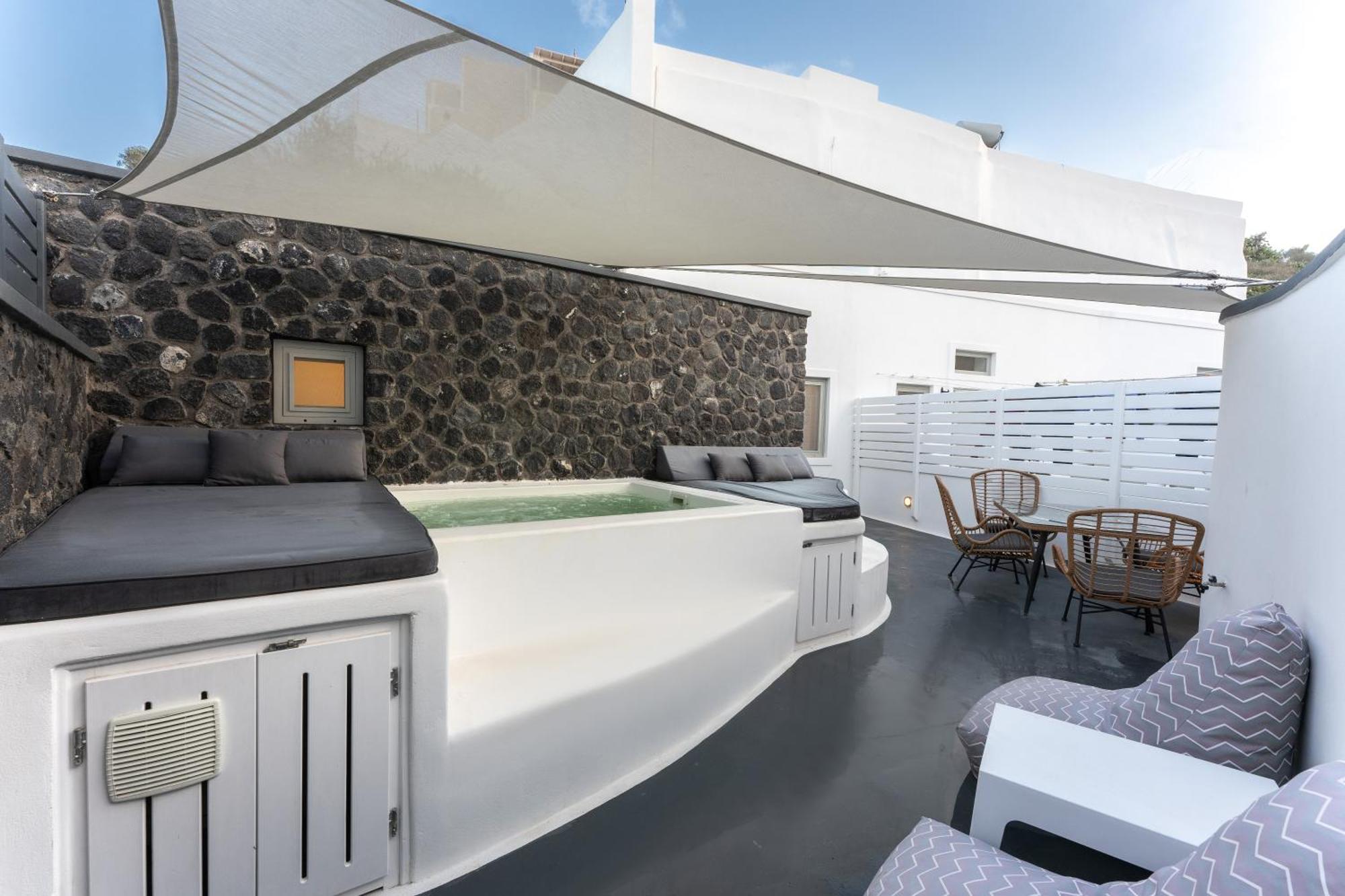 Sun Naam Home Santorini With Heated Jacuzzi Картерадос Екстериор снимка