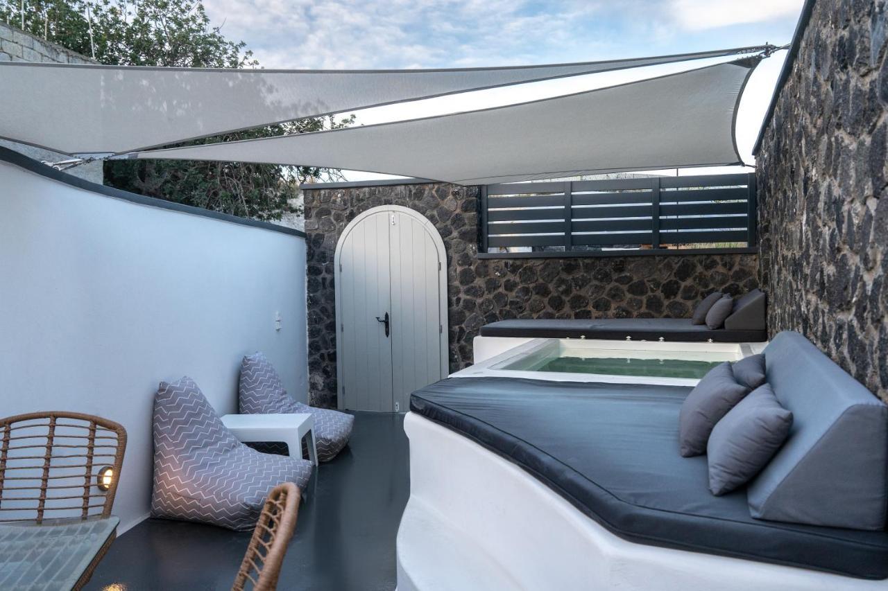 Sun Naam Home Santorini With Heated Jacuzzi Картерадос Екстериор снимка